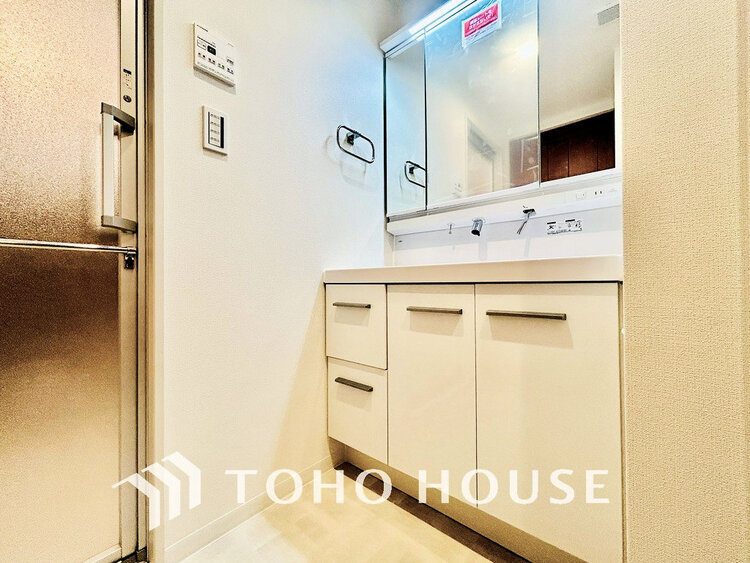 洗面 清潔感のある脱衣場