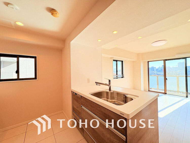 キッチン デザインと機能性を兼ね備えたシステムキッチン