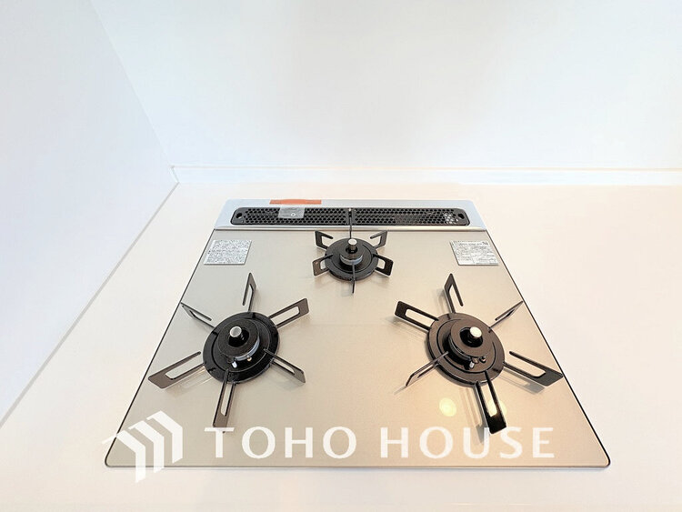 その他 3口ガスコンロで効率よくお料理できますね