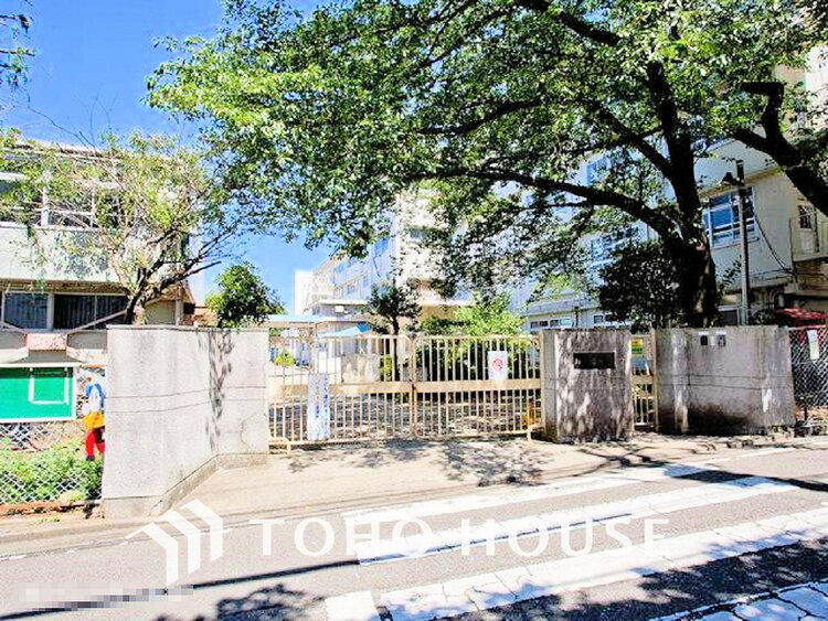 周辺 川崎市立三田小学校　距離400ｍ