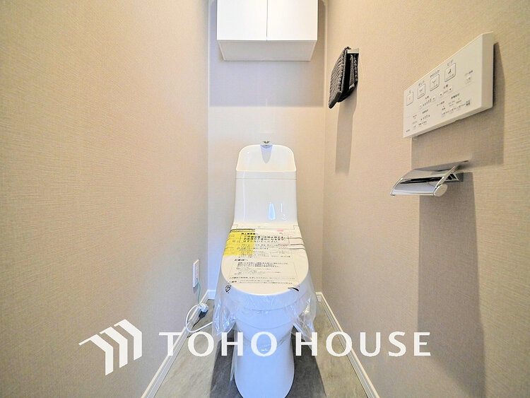 トイレ トイレには快適な温水洗浄便座付