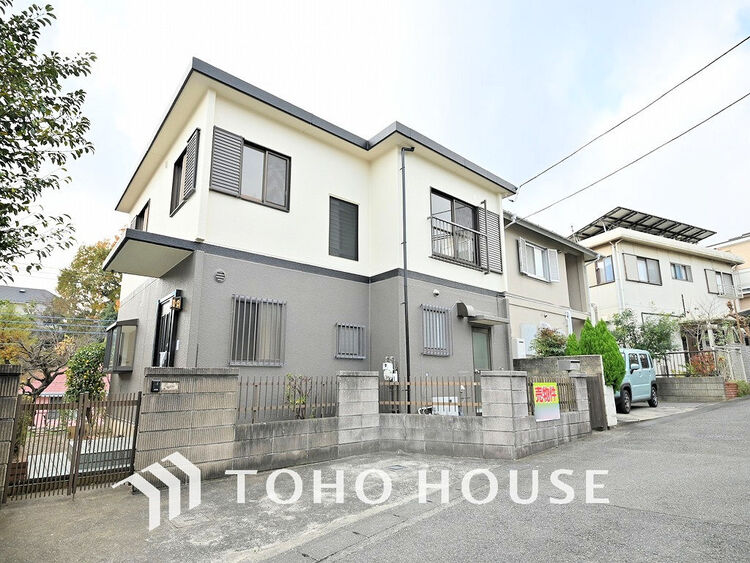 外観 〜家族みんながのびのびと暮らせるゆとりある4SLDK〜リフォーム済み中古戸建て〜