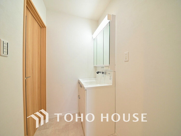 洗面 豊富な収納スペース、身支度のしやすい洗面所