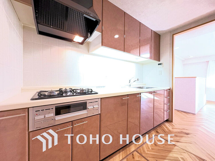 キッチン デザインと機能性を兼ね備えたシステムキッチン