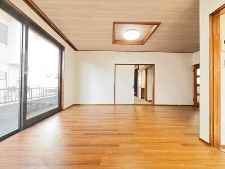 居間 【2025年12月撮影】