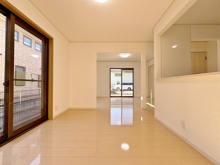 居間 豊かな居住性と、安心感を満たすクオリティが見事に調和した住空間。