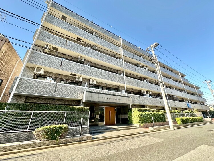 外観 資料には掲載していない情報が、現地にはたくさんあります。是非一度、現地をご確認ください。