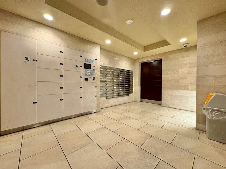 エントランス エントランスは、毎日の行き帰りで使う大事な空間です。