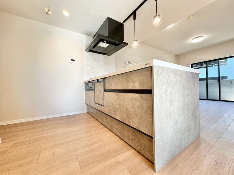 キッチン 洗練されたスタイリッシュなデザイン性と使いやすさを備えた仕様。