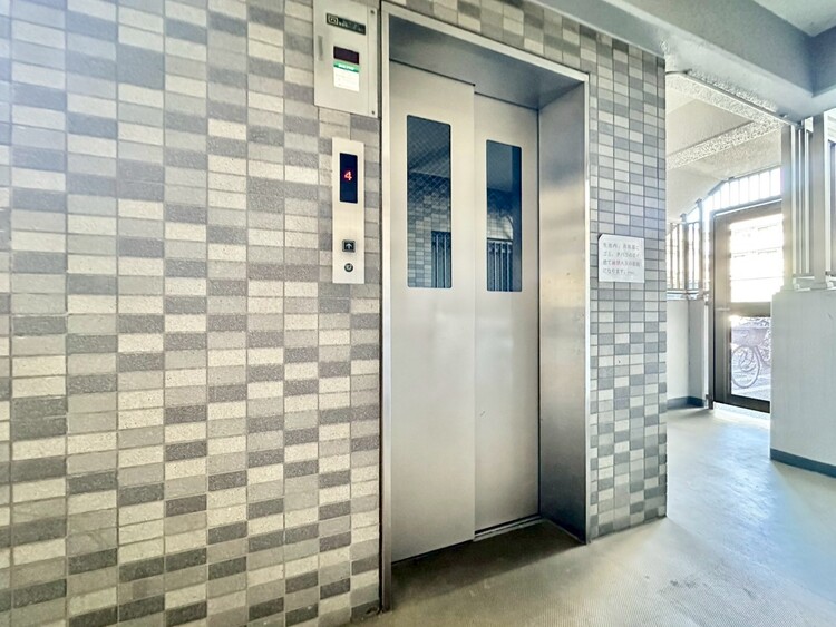 その他 エレベーターの管理も、きちんと行き届いてます。