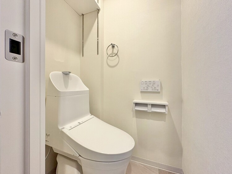 トイレ 暮らしの中のさりげないひとときの快適さにも、こだわりを、持って設備を配しております。