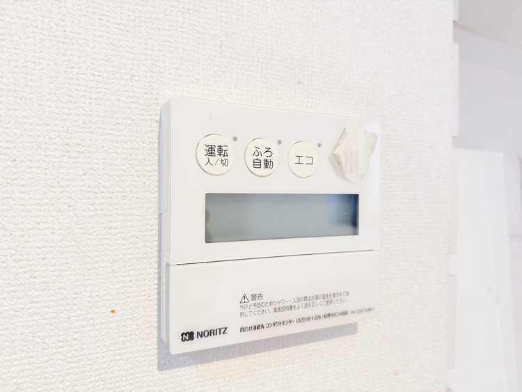 設備 見やすい画面で操作しやすい給湯パネルです。