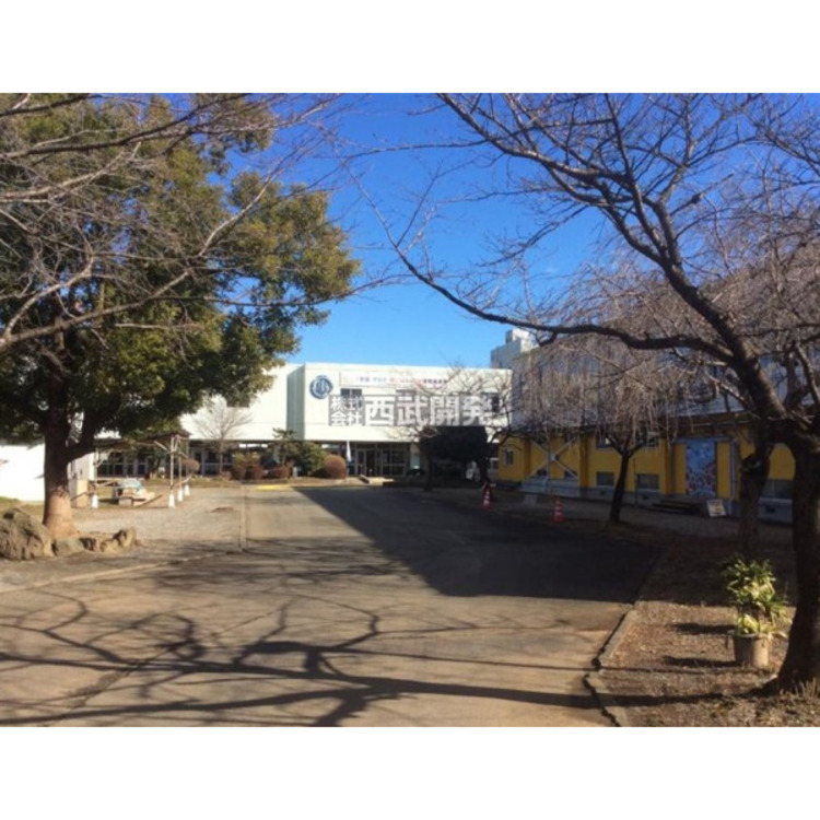 周辺 光山小学校(約1400m)