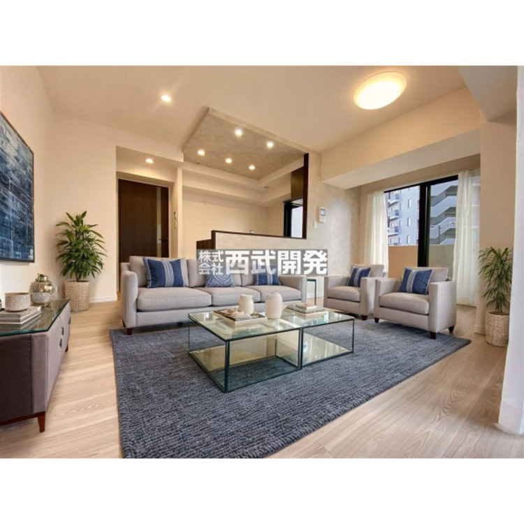 居間 【配置してある家具や小物はCGによるイメージです。】