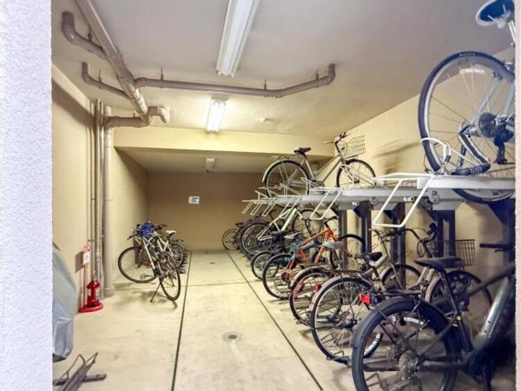 その他 敷地内に設けられた駐輪スペース。