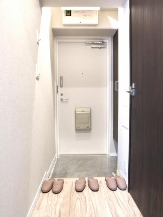 その他 雑多な玄関ではなくスッキリ空間としてお家の顔になるよう設計いたしました。