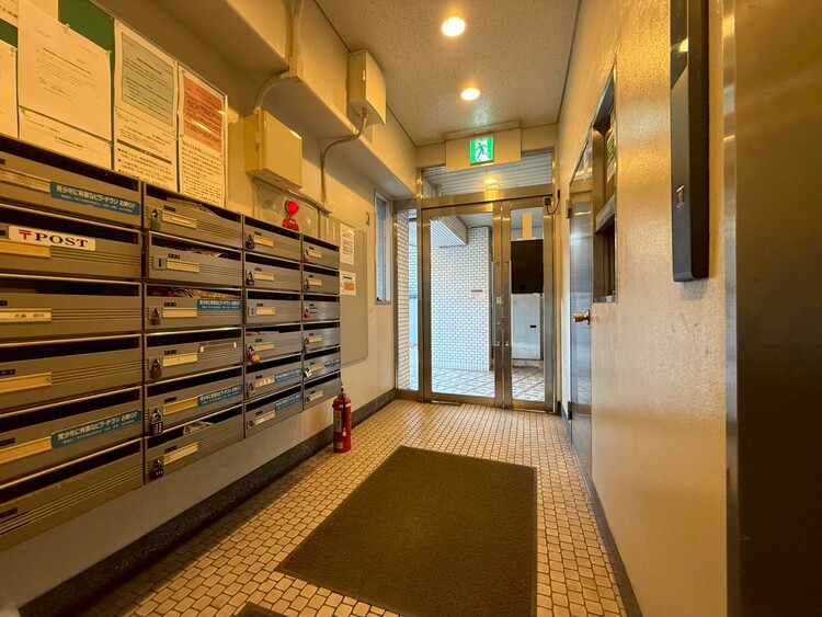 その他 館内は静寂な中が保たれており、管理が行き届いている印象を受けました。