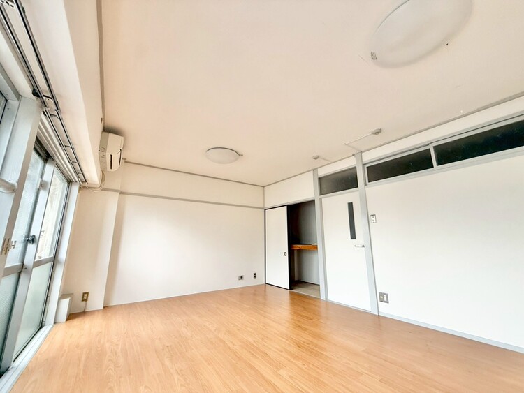 その他 清かで艶やかな時間をもたらしてくれる室内です。