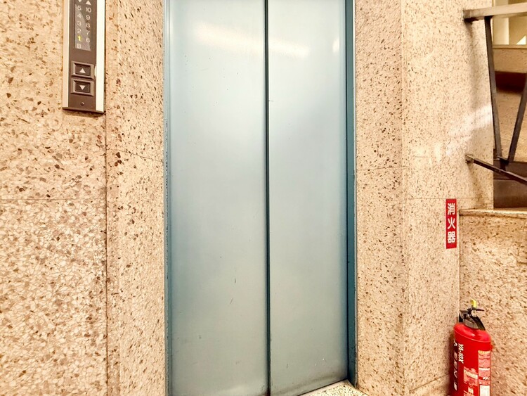 その他 エレベーター完備のため荷物が多くなっても安心。