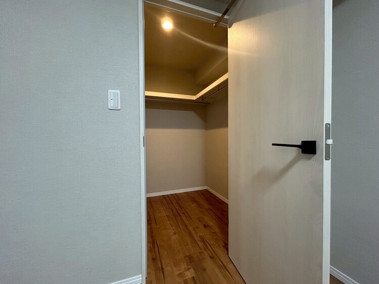 その他 家電やスーツケース、ストック品など何でも片付く嬉しい空間です。