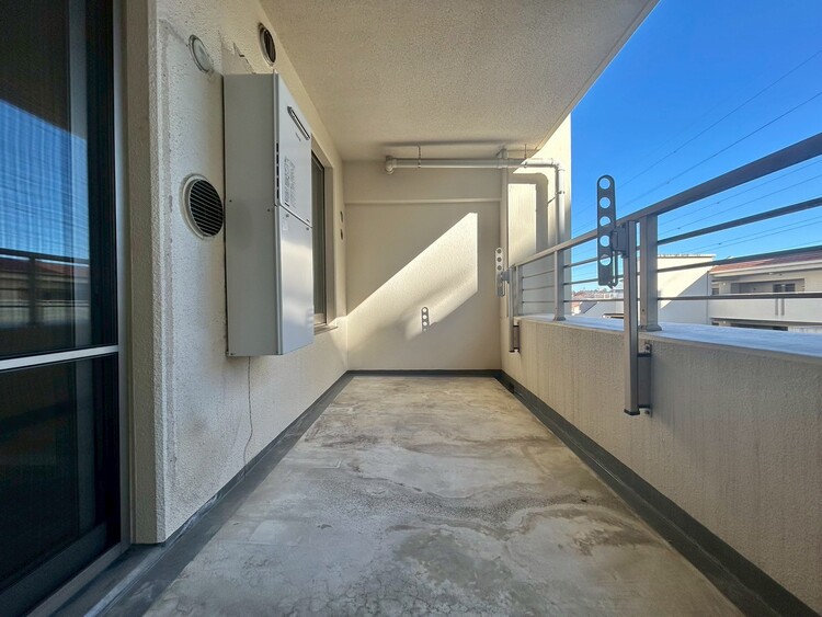 その他 朝の澄んだ空気や、夕方に吹く清々しい風を感じられるバルコニー。