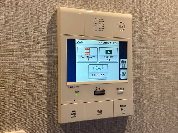 その他 誰が来てもわかる様にモニター付きインターホンを設置。