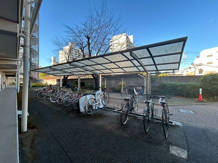 その他 駐輪場も綺麗に整頓されています。※空き状況は都度ご確認下さい。