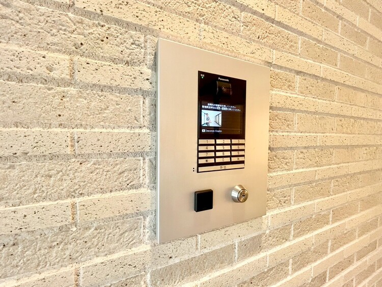 その他 高い防犯性　モニタ付きオートロックシステム