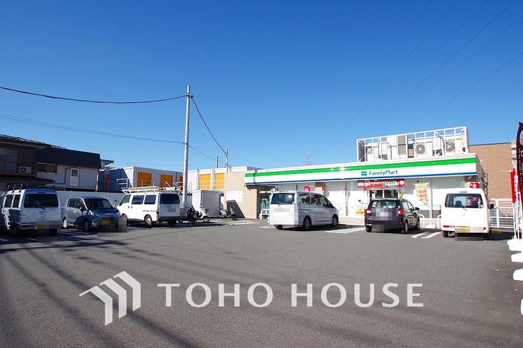 周辺 ファミリーマート アスロード港北下田町店　距離450m