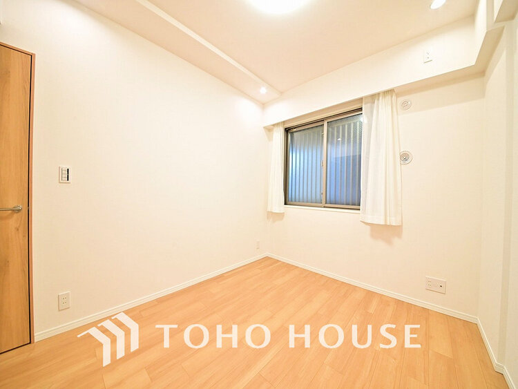 内装 シンプルですっきりとした室内は飽きのこない居心地の良い雰囲気