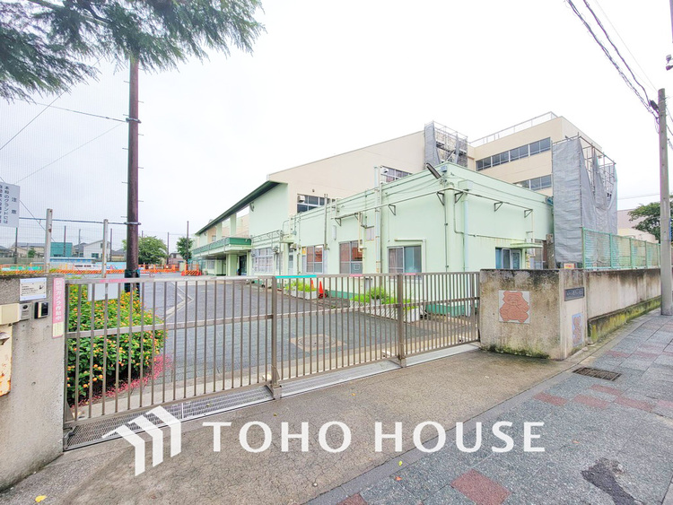 周辺 横浜市立磯子小学校　距離180ｍ