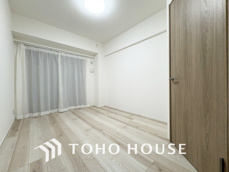 内装 シンプルですっきりとした室内は飽きのこない居心地の良い雰囲気です