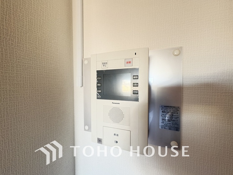 その他 来客が一目でわかるモニター付きインターホン