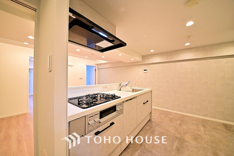 キッチン シンプルな部屋の雰囲気に溶け合うナチュラルキッチン