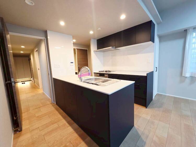 キッチン 【キッチン】使いやすくスタイリッシュなキッチン空間になっております。