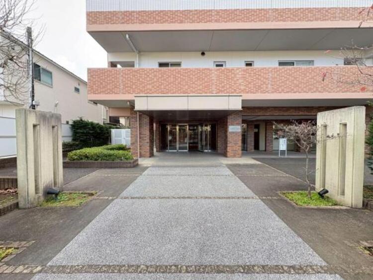 エントランス 【2025年12月撮影】