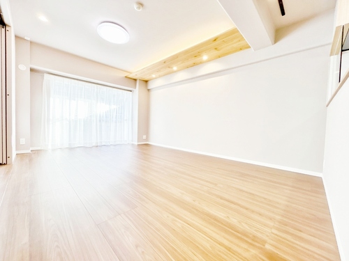 ローズタウン草加Ａ棟の物件画像