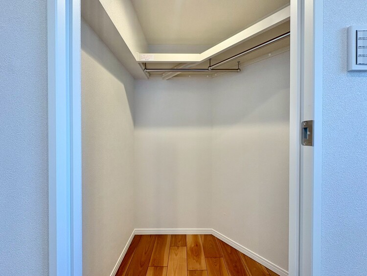 収納 居室にはクローゼットがあり、荷物もスッキリ収納して快適にお過ごしいただけます。