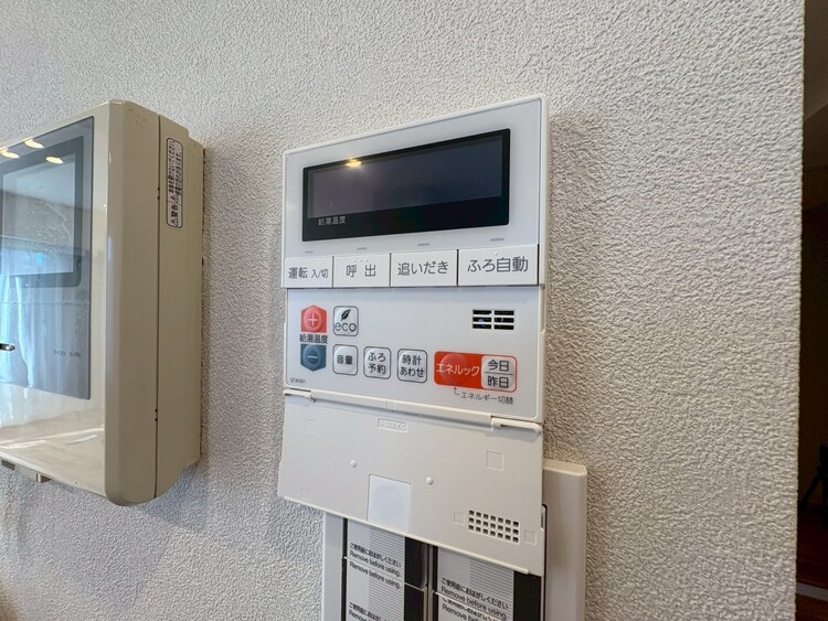 設備 見やすい画面で操作しやすい給湯パネルです。