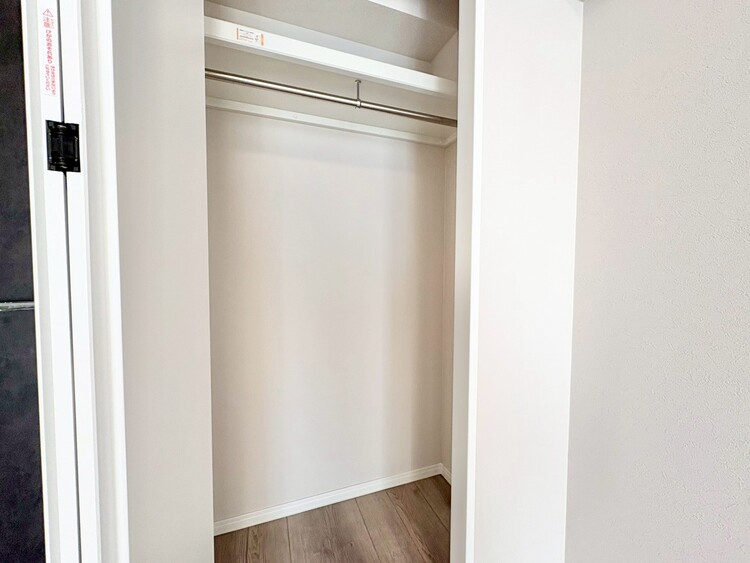 収納 居室にはクローゼットがあり、荷物もスッキリ収納して快適にお過ごしいただけます。