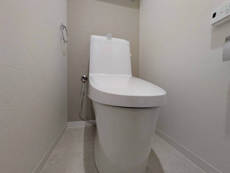 トイレ 暮らしの中のさりげないひとときの快適さにも、こだわりを、持って設備を配しております。