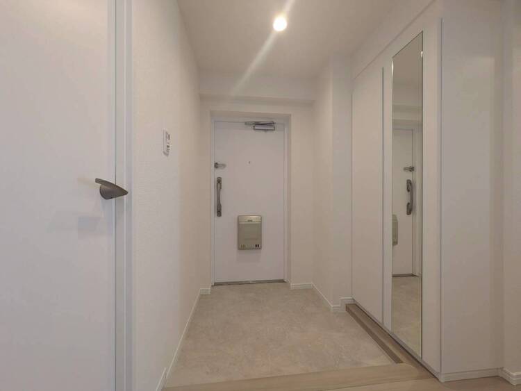 玄関 シューズボックスを完備した玄関です。