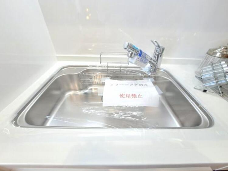 設備 キッチンの水栓には、浄水器を標準装備。水道水をそのまま飲むことができ、お米などをおいしく炊くことも可能です。