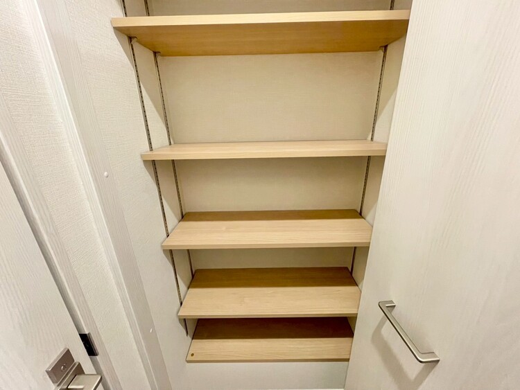 その他 家電やスーツケース、ストック品など何でも片付く嬉しい空間です。