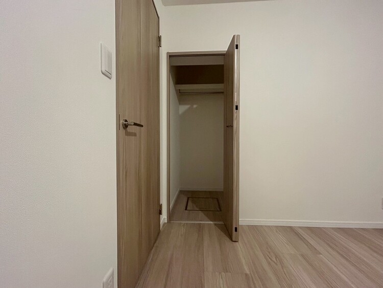 その他 収納スペースが付いていて、お部屋を広く使っていただけます。