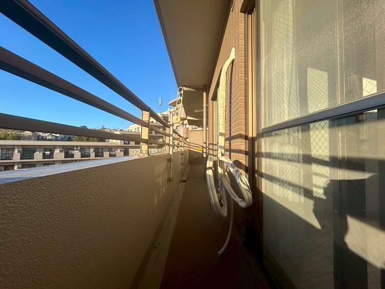 その他 朝の澄んだ空気や、夕方に吹く清々しい風を感じられるバルコニー。