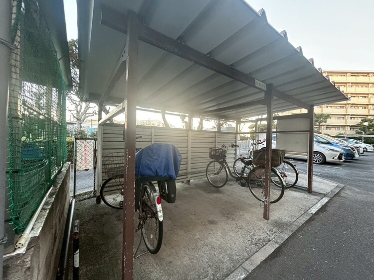 その他 駐輪場も綺麗に整頓されています。※空き状況は都度ご確認下さい。