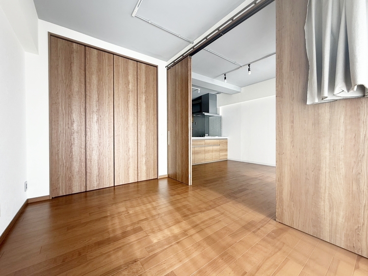 その他 清かで艶やかな時間をもたらしてくれる室内です。