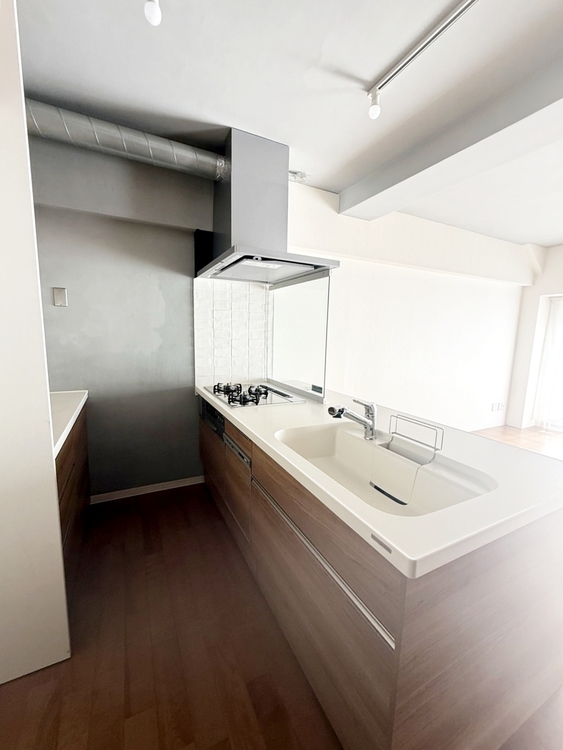 その他 開放感のあるキッチンスペース。調理をしながら、会話も弾みそうですね。