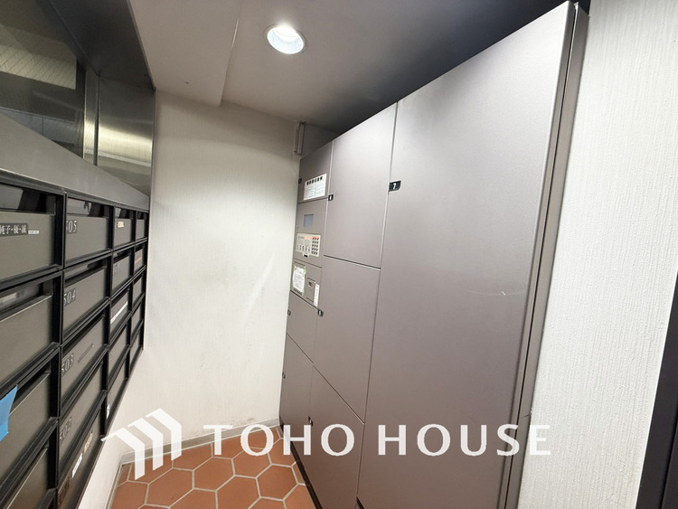 その他 不在時の荷物の受け取りに便利な宅配ボックス